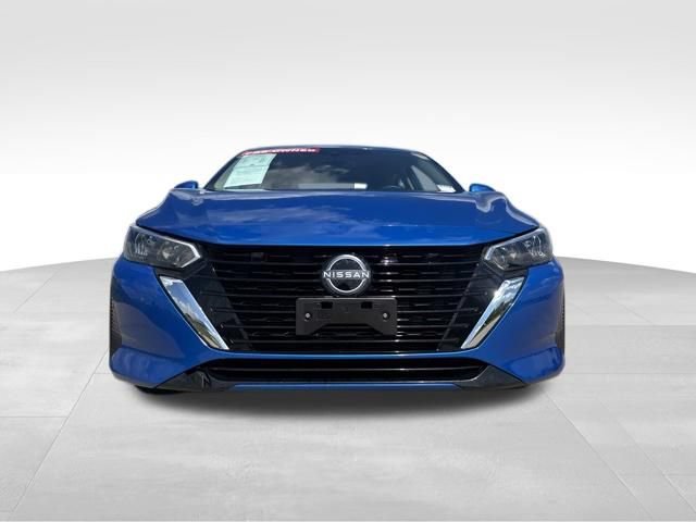 Used 2025 Nissan Sentra SV FWD image 3