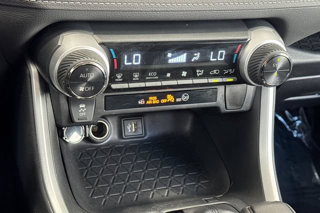 Used 2023 Toyota RAV4 LE AWD/4WD image 23