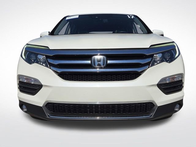 Used 2017 Honda Pilot Elite image 2