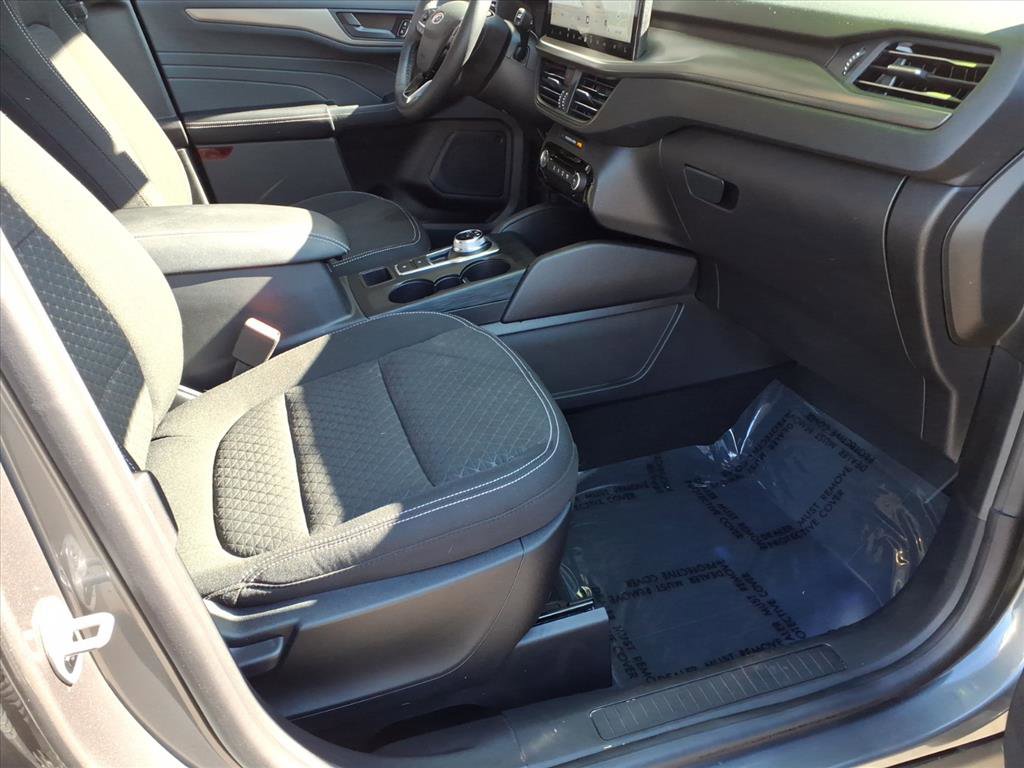 Used 2023 Ford Escape Active w/ Tech Pack #1 image 9
