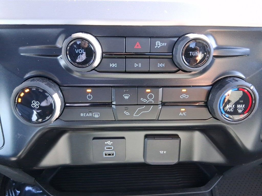 New 2026 Ford F250 XLT w/ FX4 Off-Road Package image 28