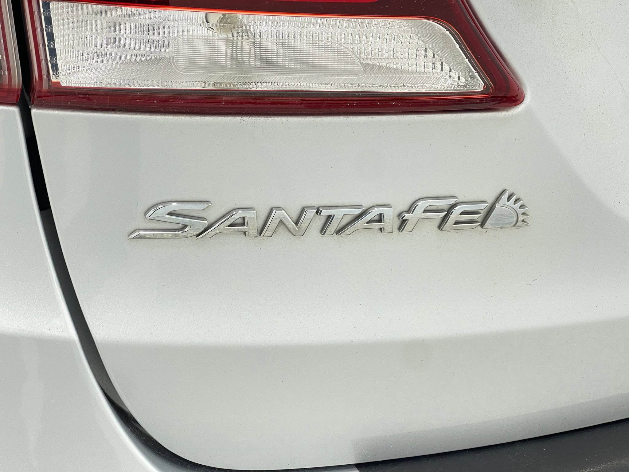Used 2017 Hyundai Santa Fe FWD w/ SE Ultimate Tech Package 03 image 40
