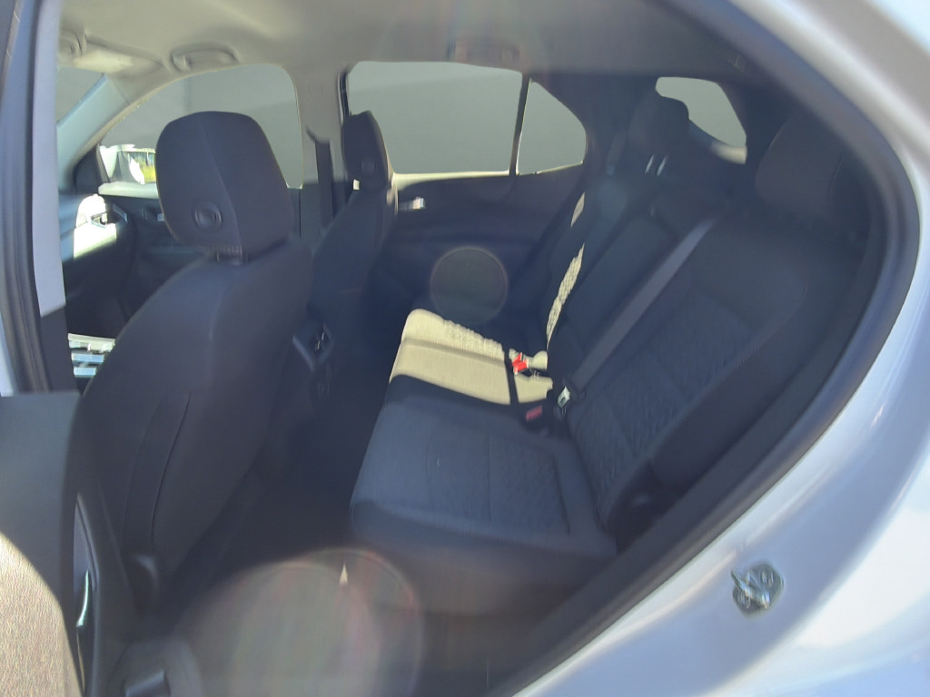 Used 2023 Chevrolet Equinox LT FWD image 12