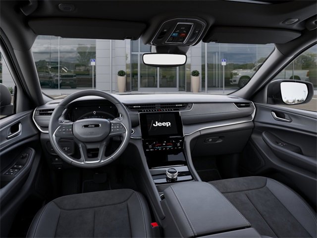 New 2025 Jeep Grand Cherokee L Altitude image 14