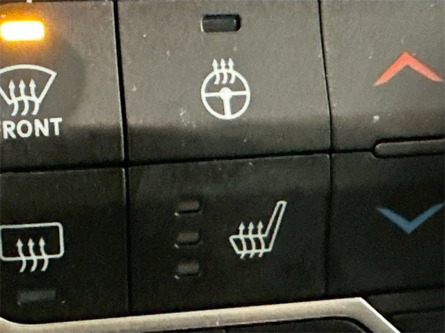 Used 2023 Jeep Wrangler Unlimited Sahara w/ Cold Weather Group image 18