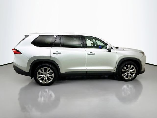 Used 2024 Toyota Grand Highlander Limited image 8