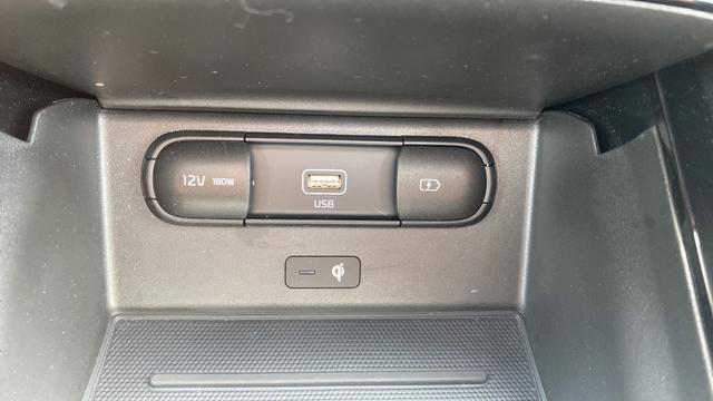 Used 2022 Kia Telluride EX w/ EX Premium Package AWD/4WD image 34