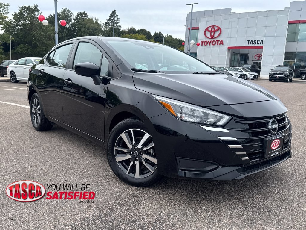 Used 2025 Nissan Versa SV FWD 360° Tour