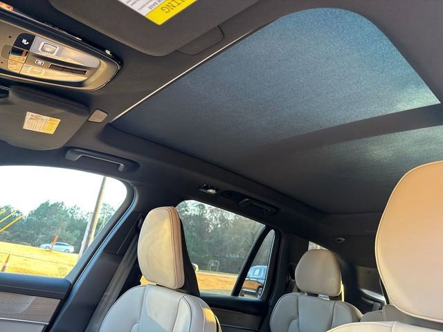 Used 2026 Volvo XC90 B6 Core w/ Protection Package Premier image 27