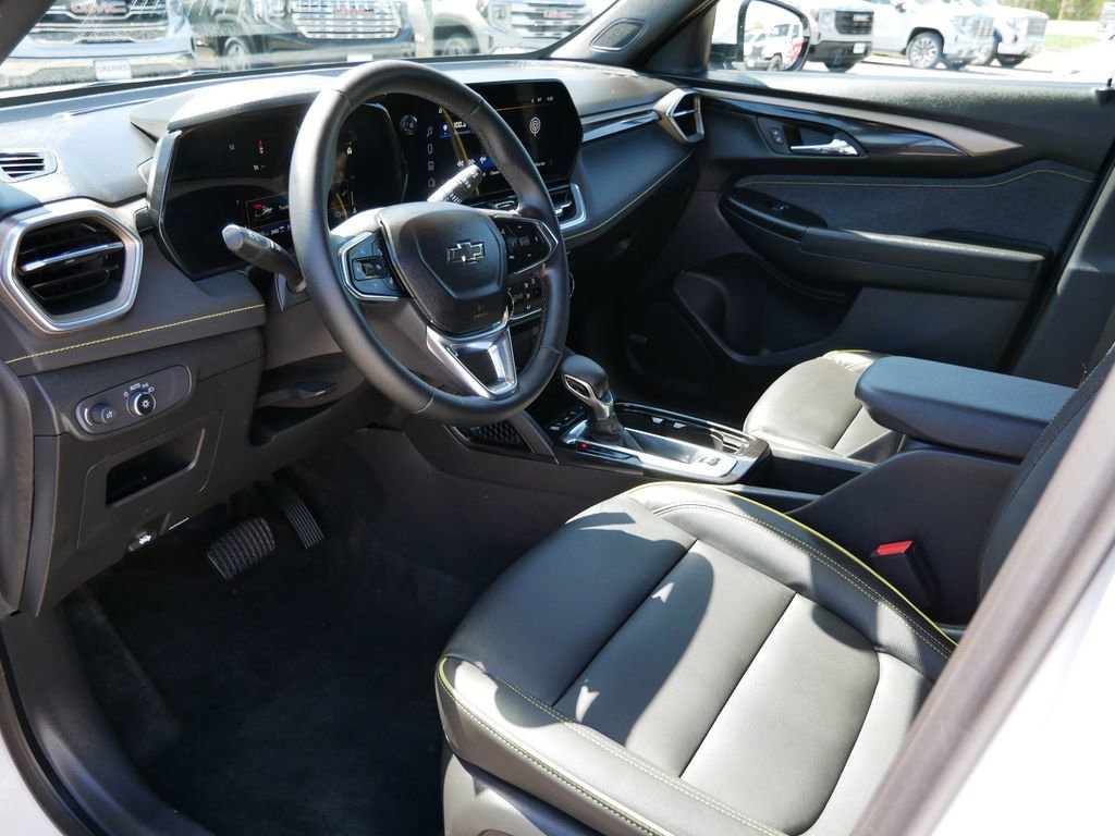 Used 2024 Chevrolet TrailBlazer ACTIV w/ Convenience Package AWD/4WD image 15