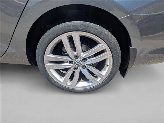 Used 2015 Volkswagen Golf TDI FWD image 9