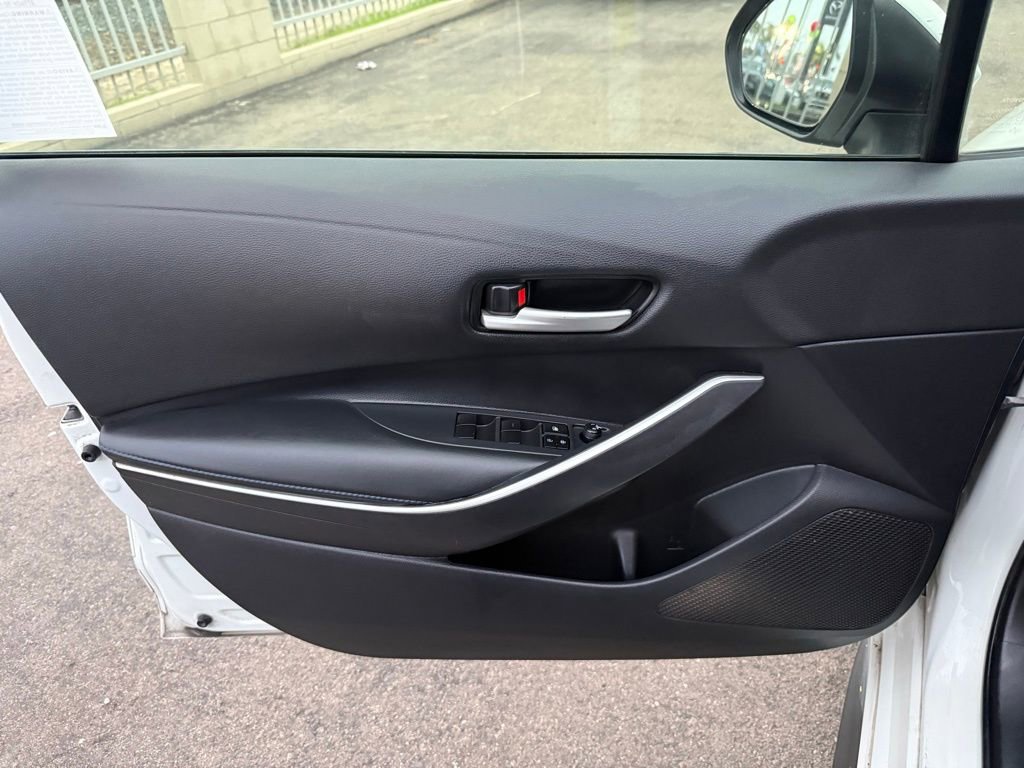 Used 2021 Toyota Corolla SE w/ Carpet Mat Package (TMS) image 18