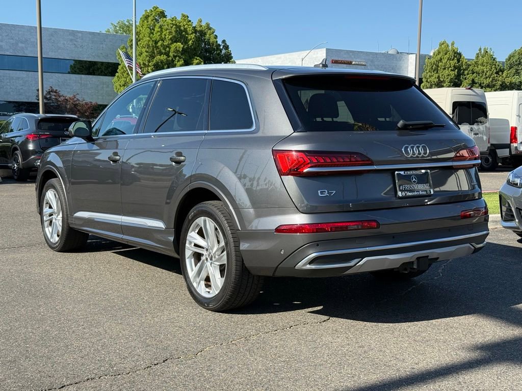 Used 2021 Audi Q7 2.0T Premium w/ Convenience Package AWD/4WD image 7