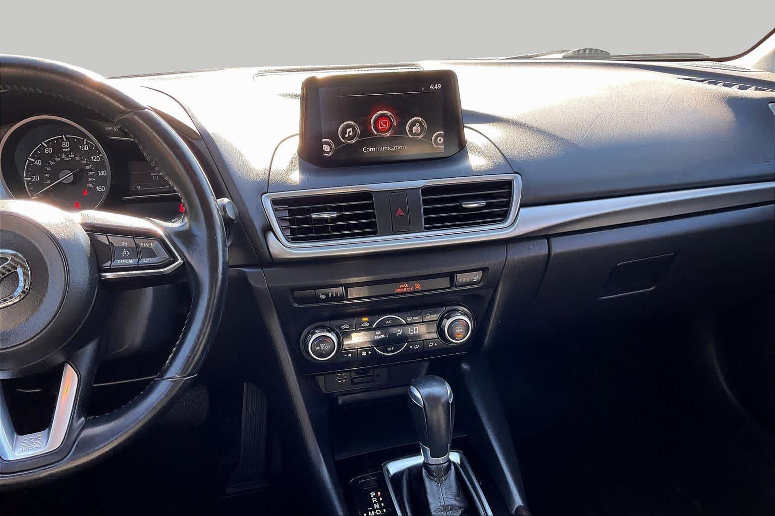 Used 2018 MAZDA MAZDA3 Touring FWD image 7