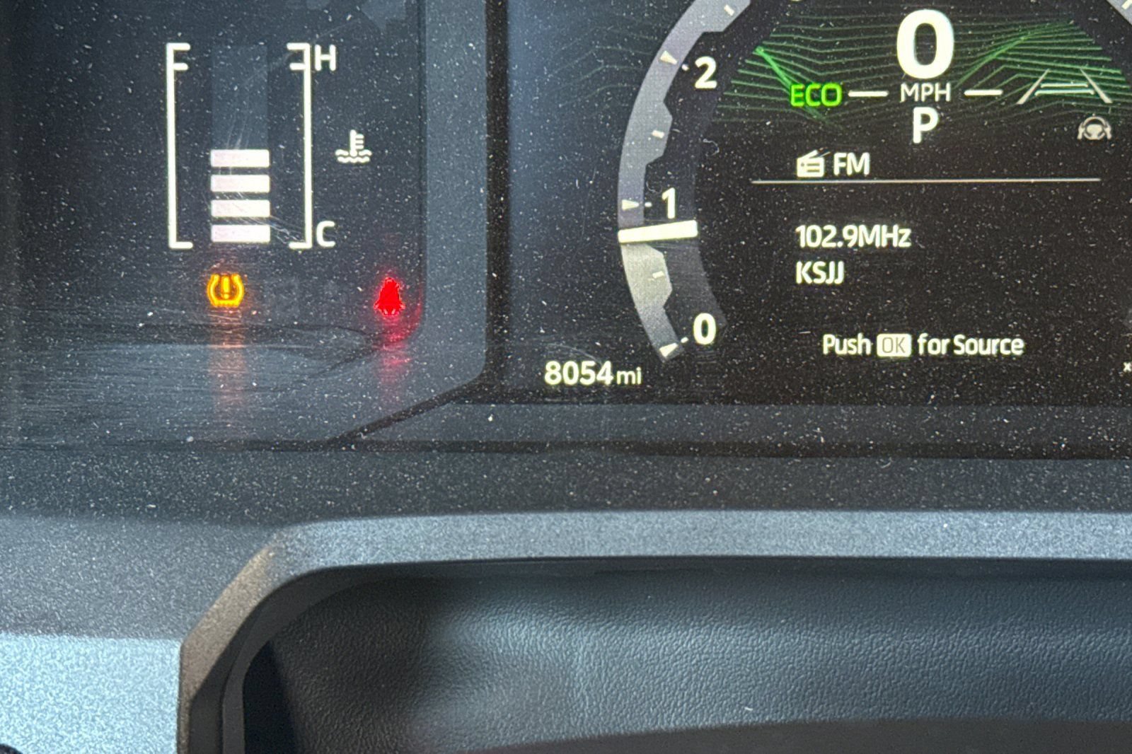 Used 2025 Toyota 4Runner SR5 AWD/4WD image 25