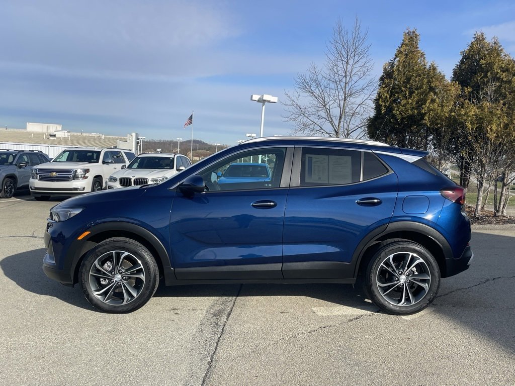 Used 2022 Buick Encore GX Select image 6
