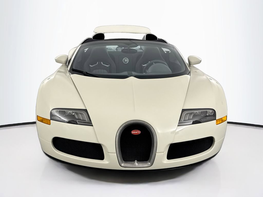 Used 2011 Bugatti Veyron AWD/4WD image 2
