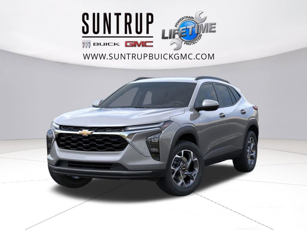 Used 2025 Chevrolet Trax LT w/ LT Convenience Package image 32