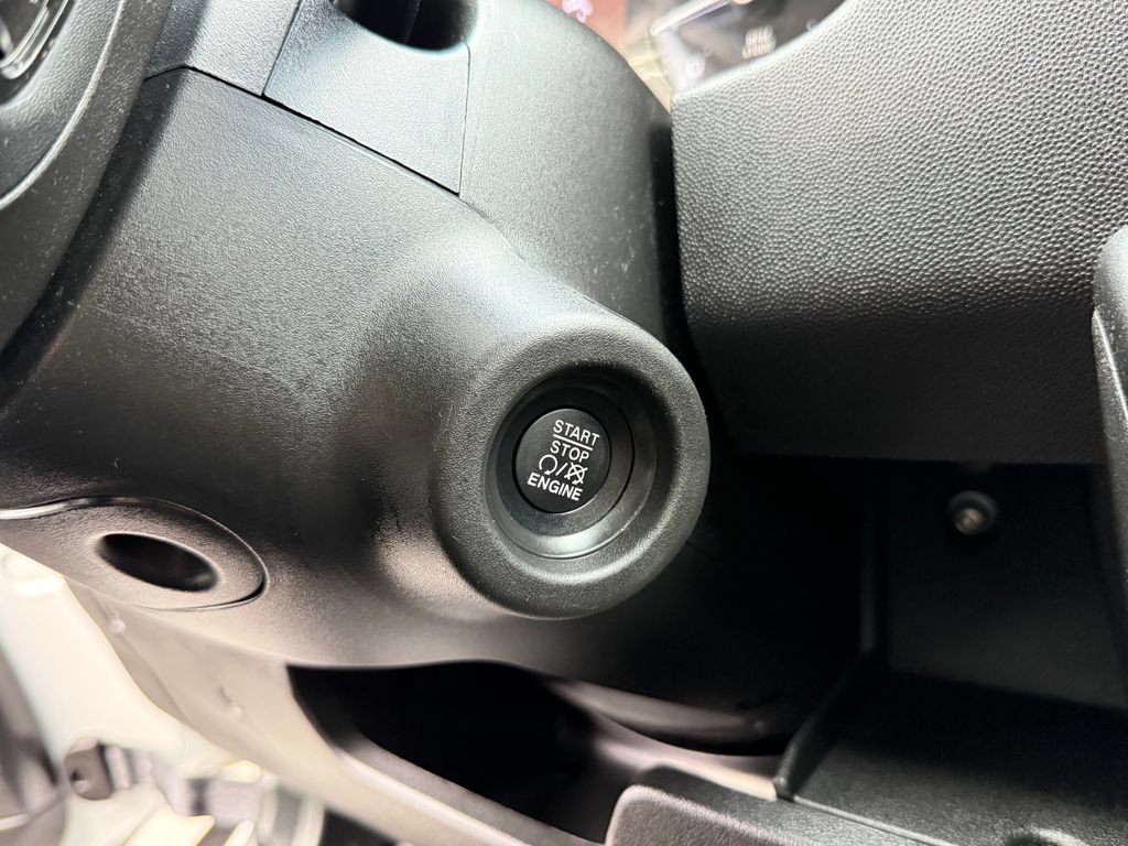 Used 2023 RAM ProMaster 2500 FWD image 11