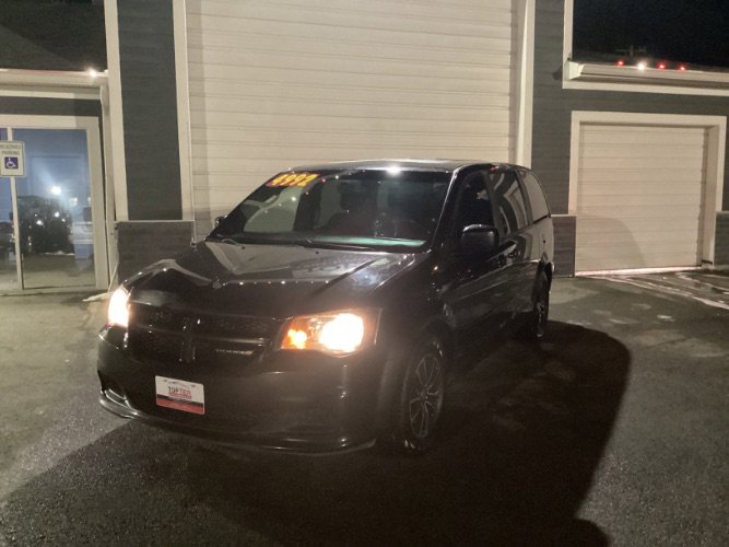 Used 2017 Dodge Grand Caravan SE