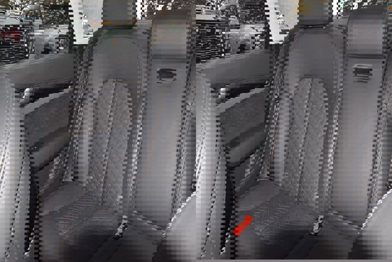 Used 2014 Audi S8 w/ Cold Weather Package image 19