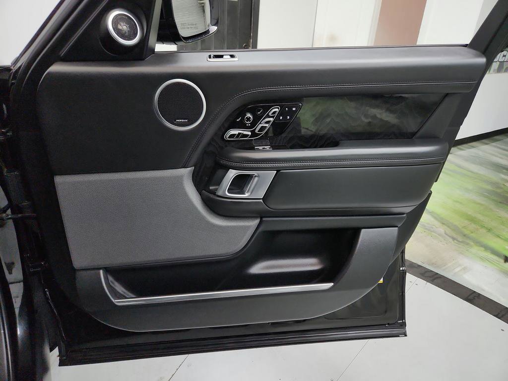 Used 2018 Land Rover Range Rover Autobiography AWD/4WD image 37