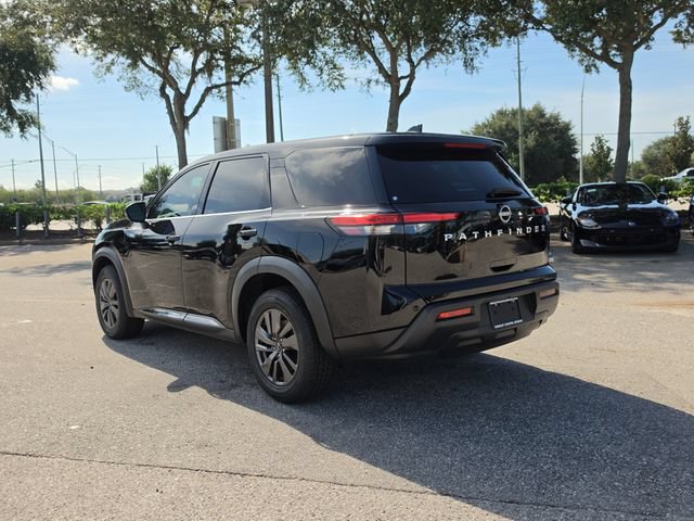 Certified 2022 Nissan Pathfinder S FWD image 6