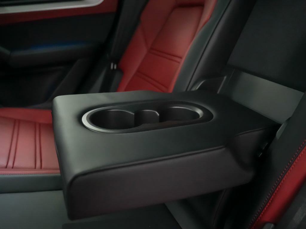 New 2026 Porsche Cayenne Coupe AWD/4WD image 19