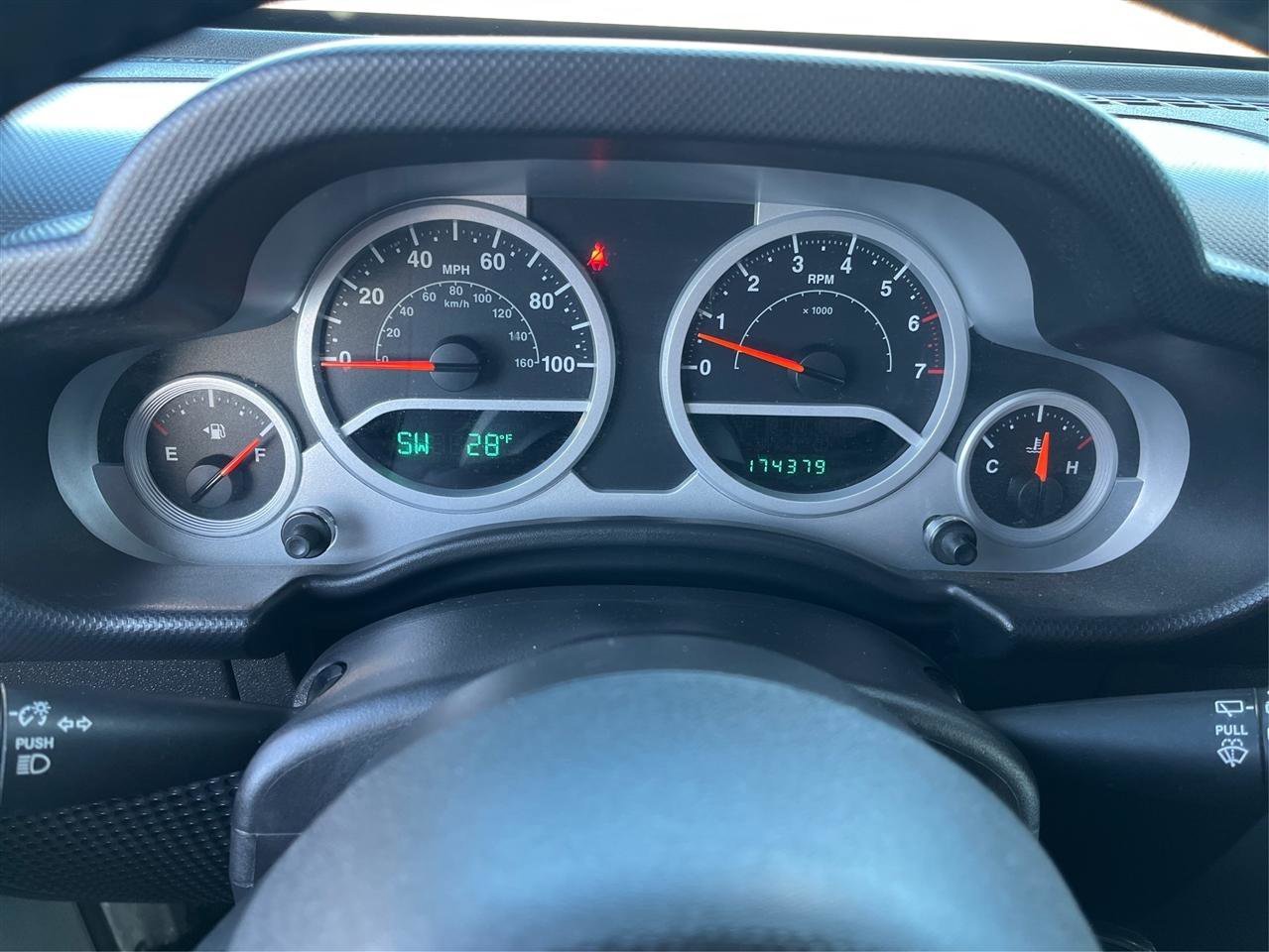 Used 2009 Jeep Wrangler Unlimited Rubicon w/ Dual Top Group image 15