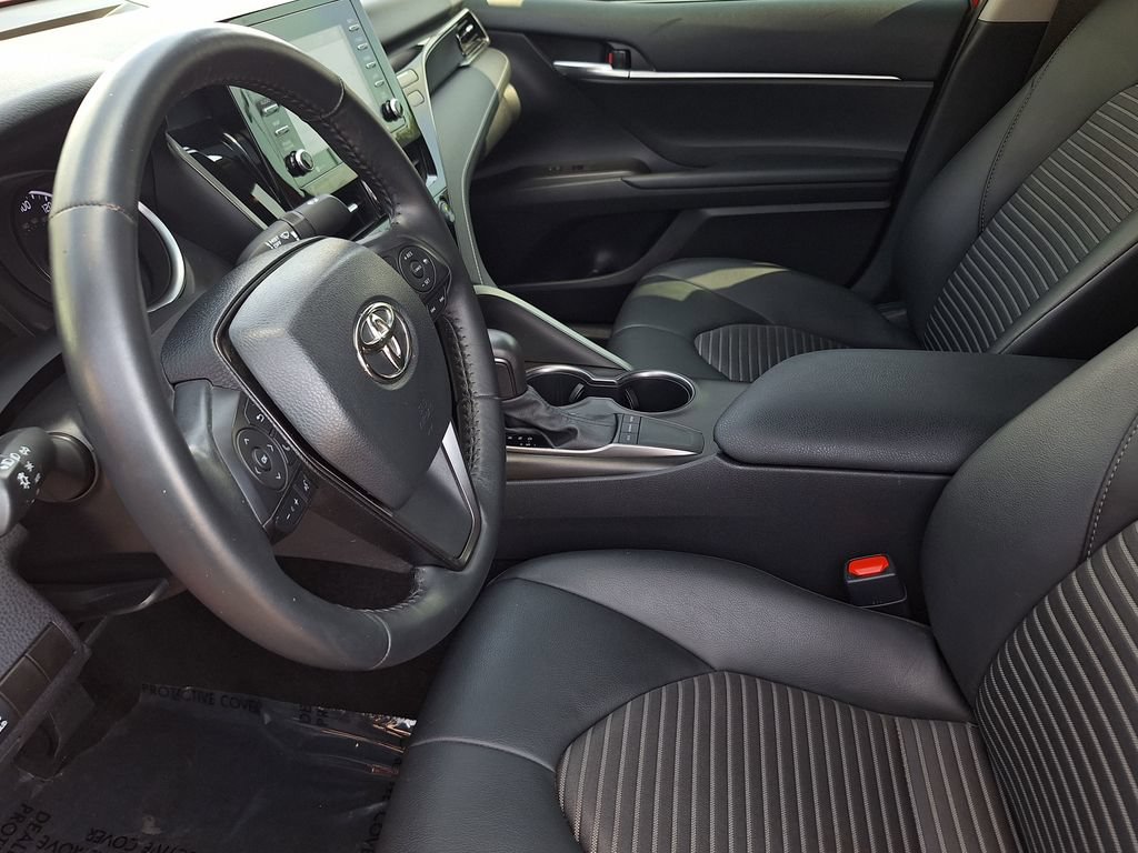 Used 2024 Toyota Camry SE FWD image 10
