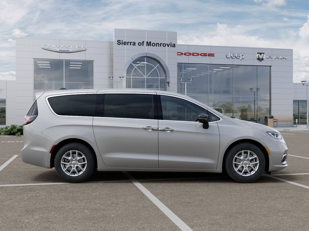 New 2026 Chrysler Pacifica Select FWD image 21