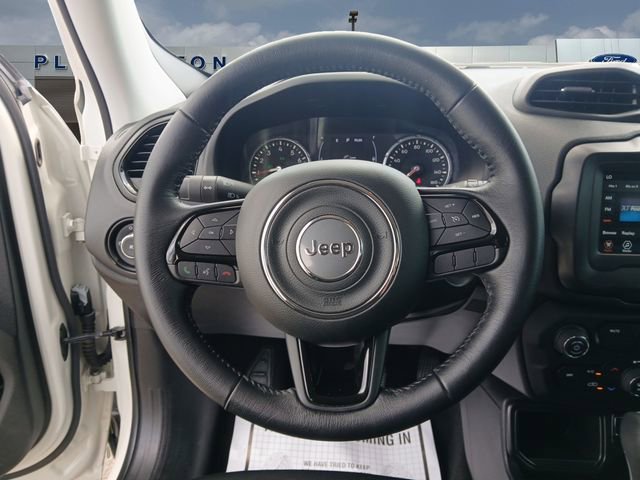 Used 2018 Jeep Renegade Altitude image 12