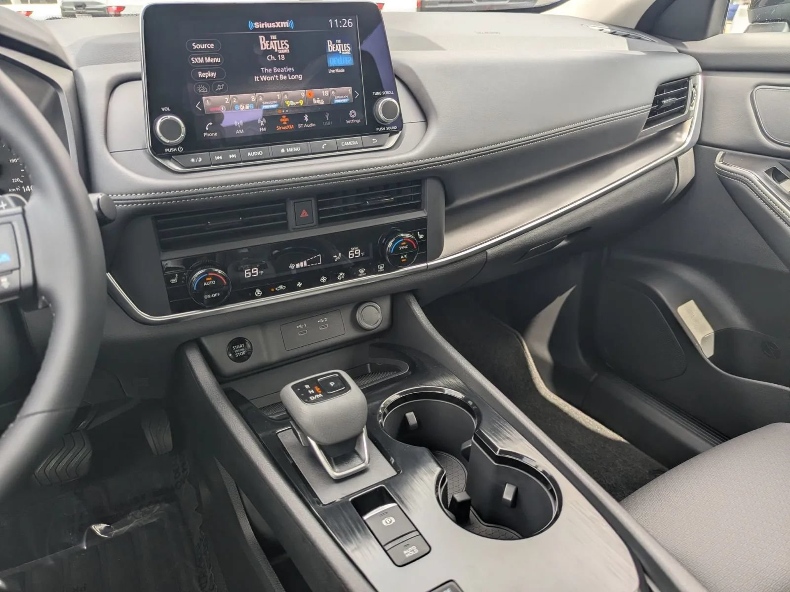 Used 2026 Nissan Rogue Dark Armor FWD image 24