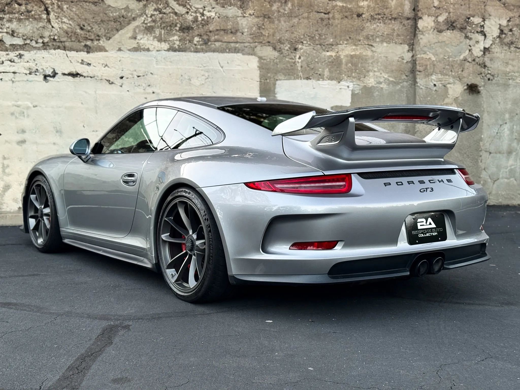 Used 2015 Porsche 911 GT3 RWD image 9