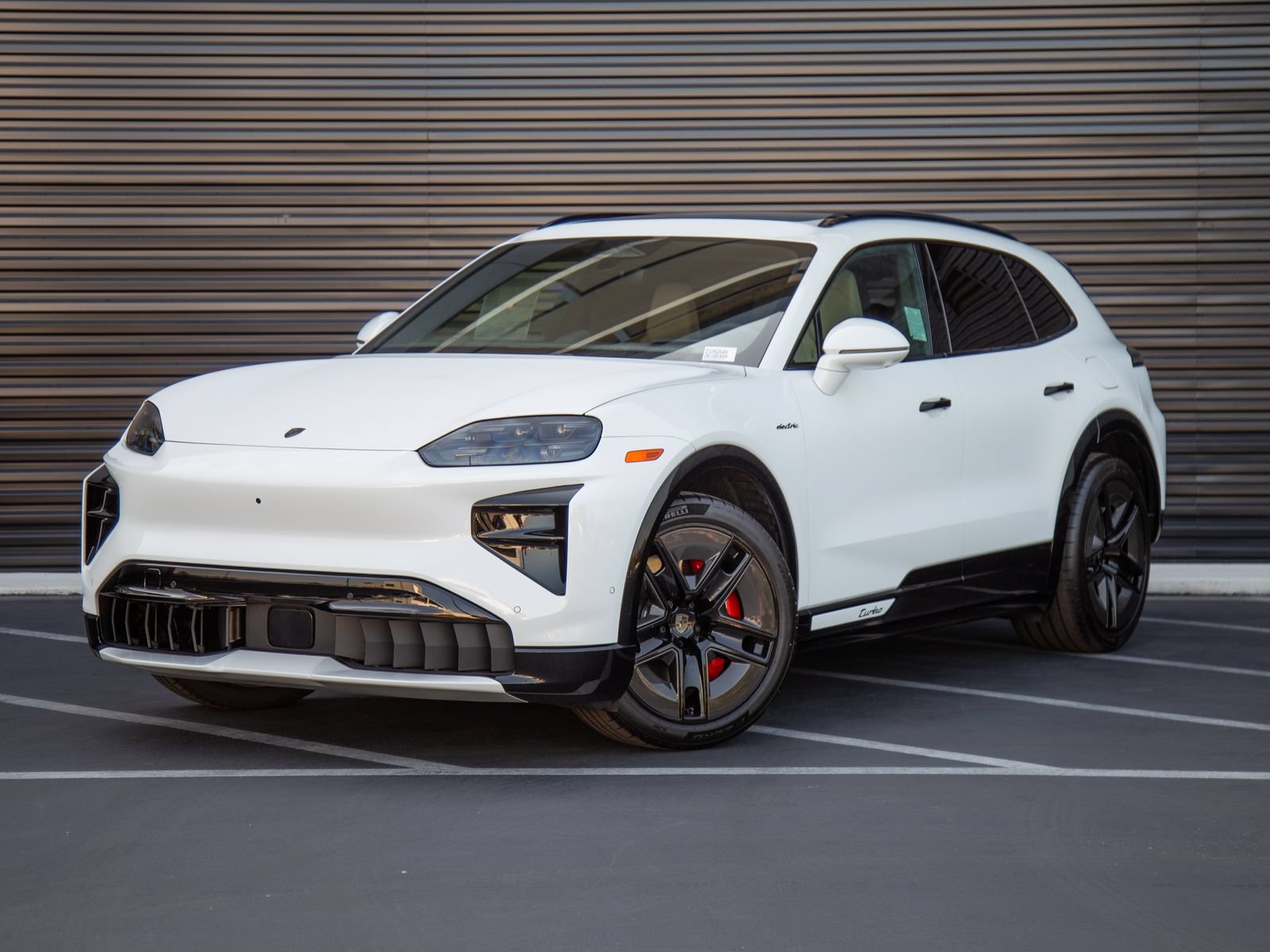 New 2026 Porsche Cayenne Turbo AWD/4WD image 1