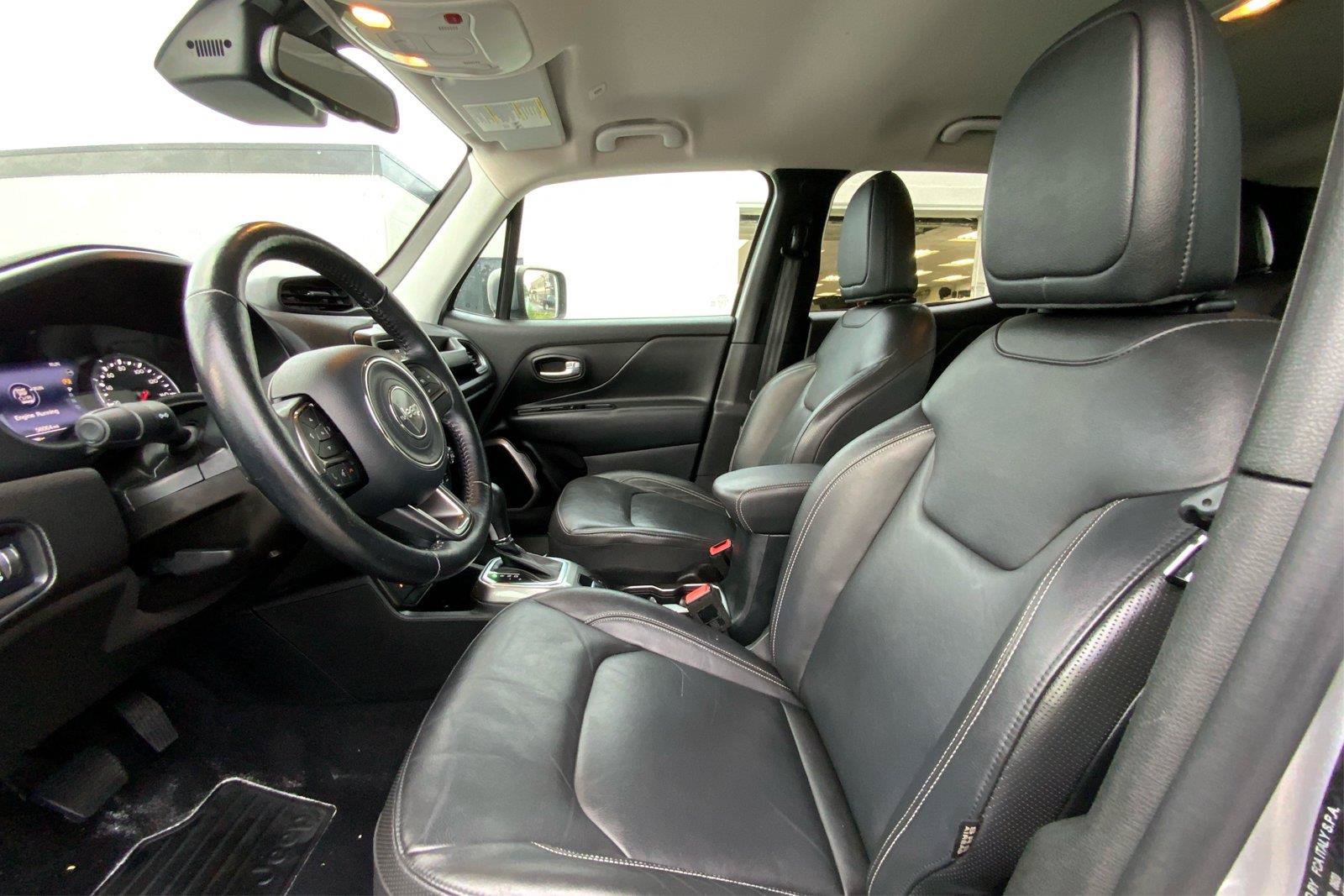 Used 2020 Jeep Renegade Limited AWD/4WD image 10