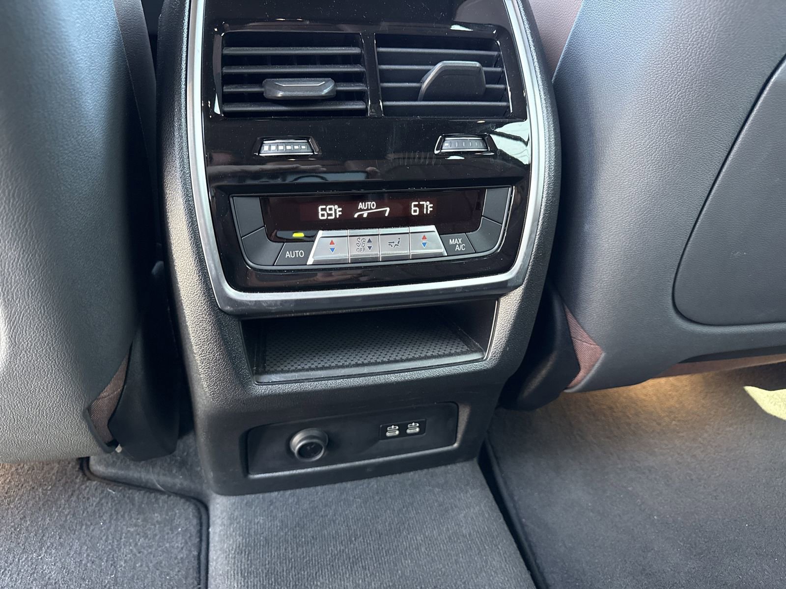 Used 2019 BMW X7 xDrive40i w/ Premium Package image 15