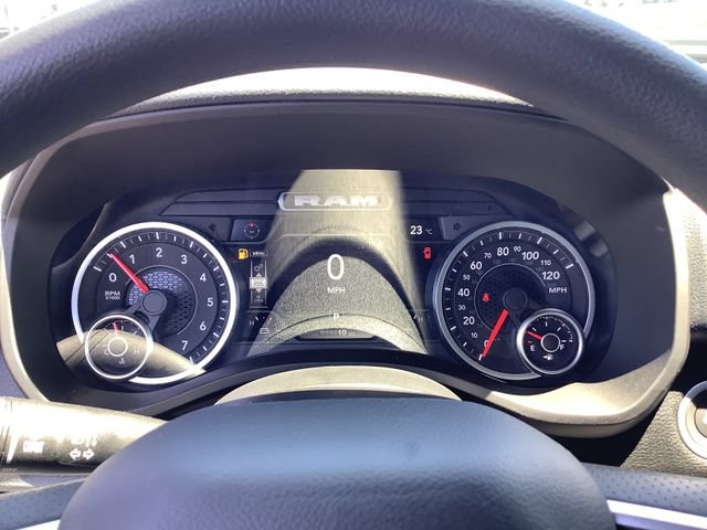 New 2026 RAM 1500 Express AWD/4WD image 14
