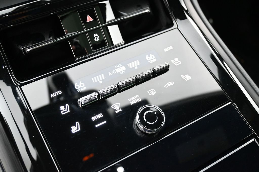 Certified 2026 Porsche Panamera 4 AWD/4WD image 23