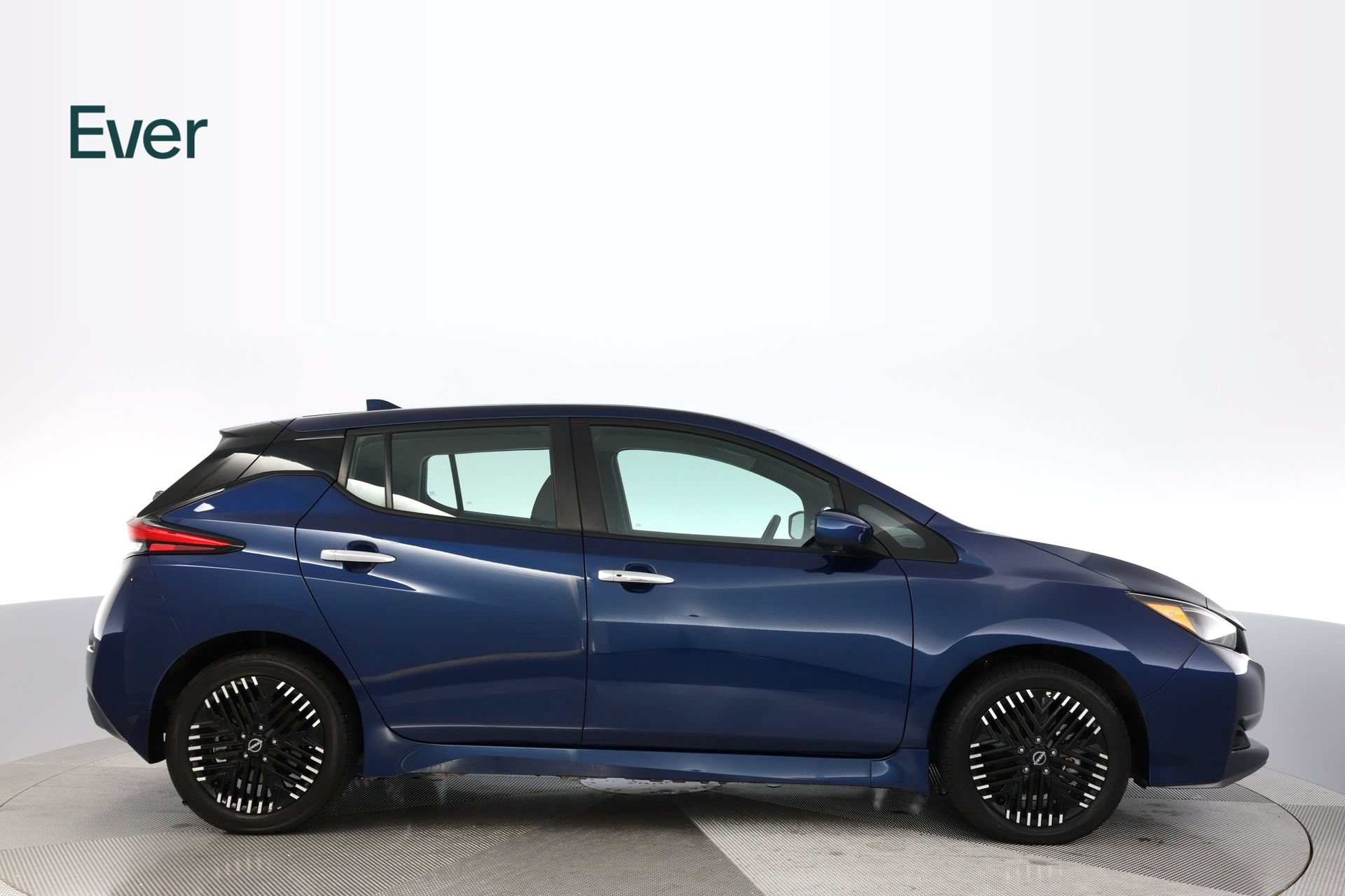 Used 2024 Nissan Leaf SV Plus FWD image 13