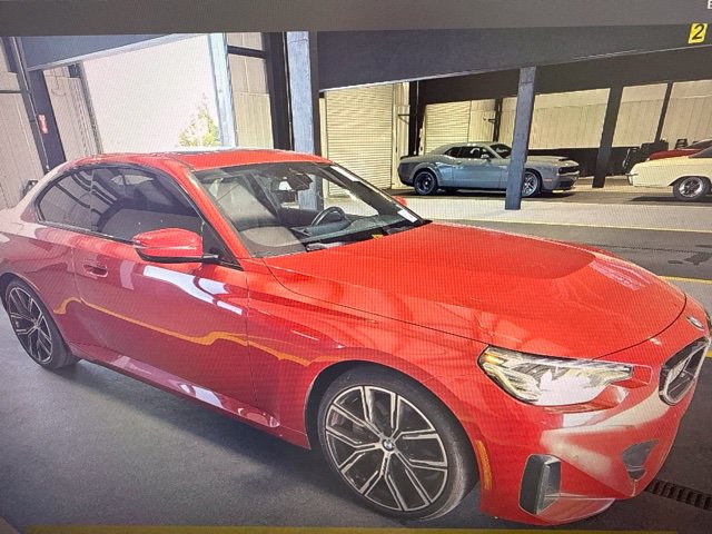 Used 2023 BMW 230i Coupe w/ Premium Package RWD image 3