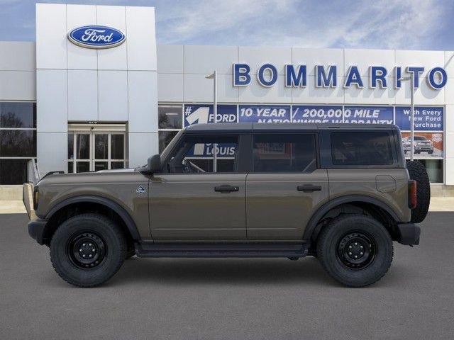 New 2026 Ford Bronco Outer Banks image 3