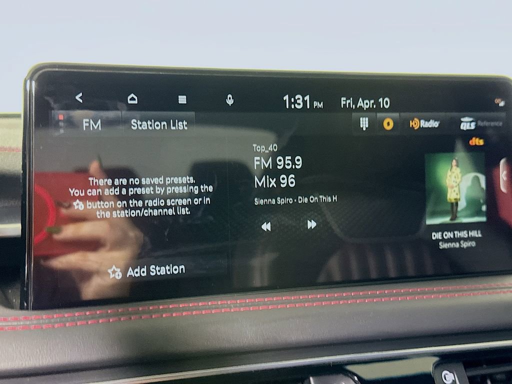 Used 2023 Genesis G70 2.0T w/ Sport Prestige Package image 31
