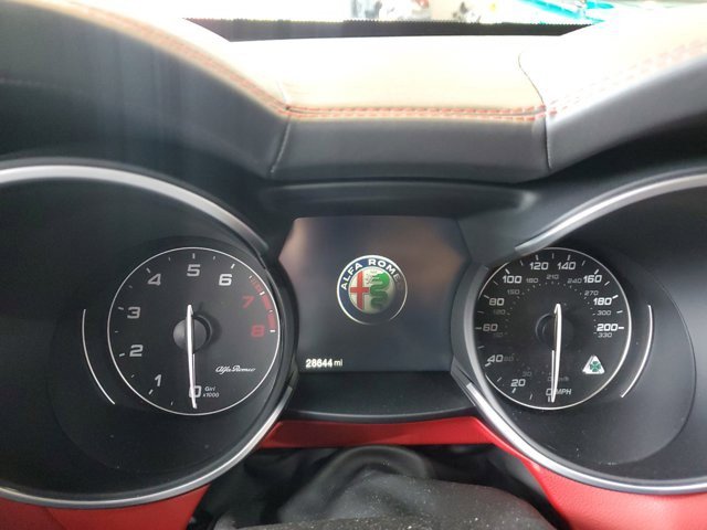 Used 2018 Alfa Romeo Stelvio Quadrifoglio w/ Driver Assist Dynamic Package image 15