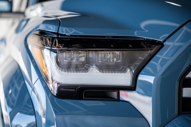 New 2025 Toyota 4Runner Limited image 12