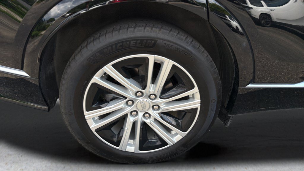 Certified 2024 Cadillac Lyriq Tech AWD/4WD image 14