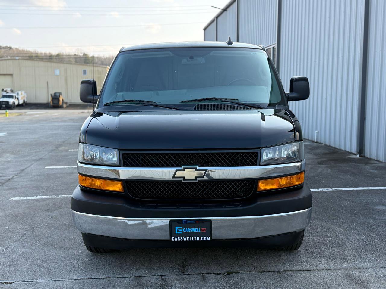 Used 2018 Chevrolet Express 2500 Work Van w/ Driver Convenience Package image 2