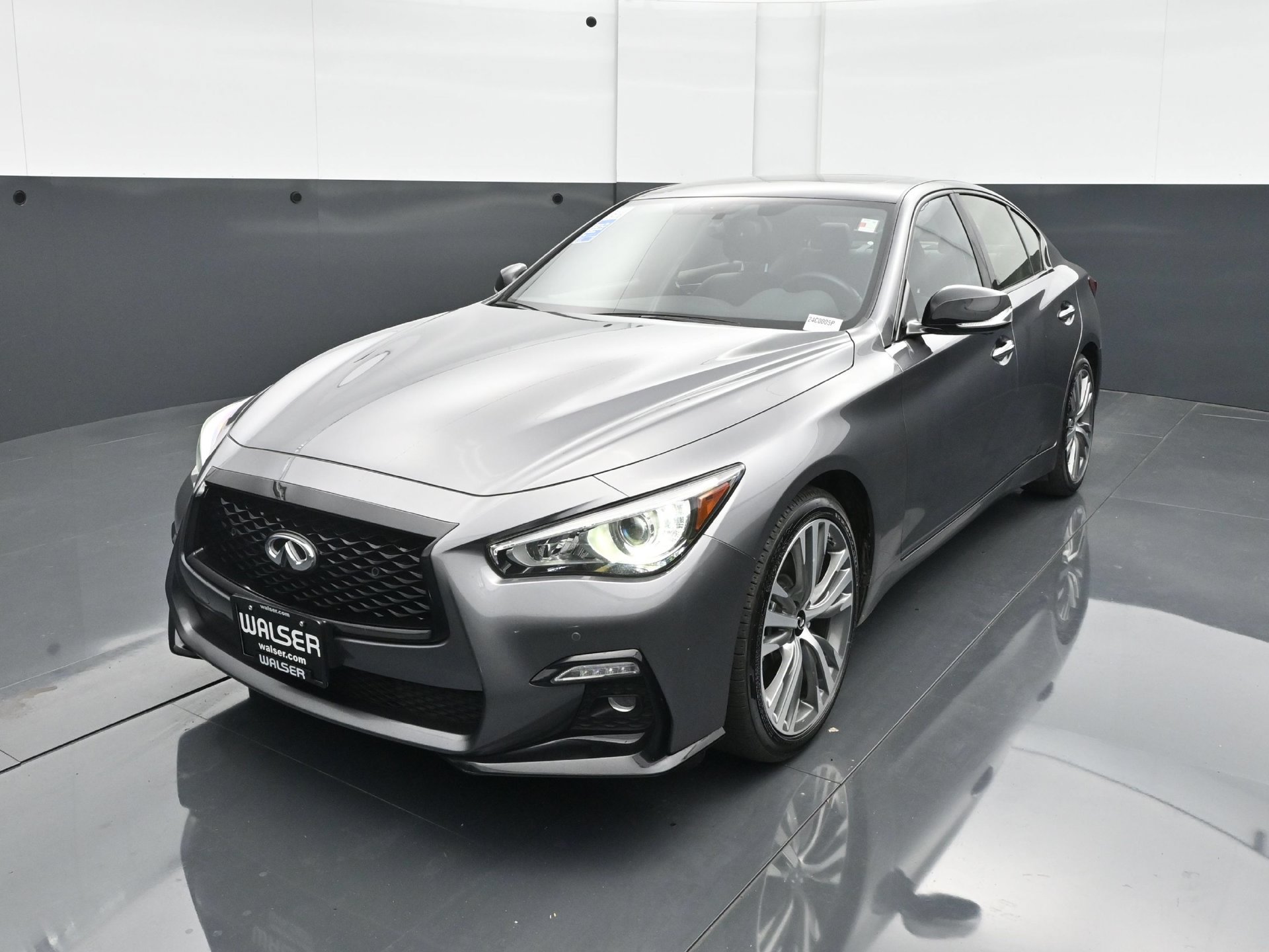 Used 2024 INFINITI Q50 Sensory AWD/4WD image 1