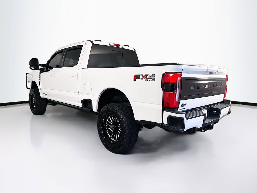 Used 2025 Ford F350 Platinum w/ FX4 Off-Road Package image 7