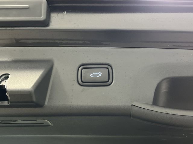 Used 2025 Hyundai Tucson Limited image 17